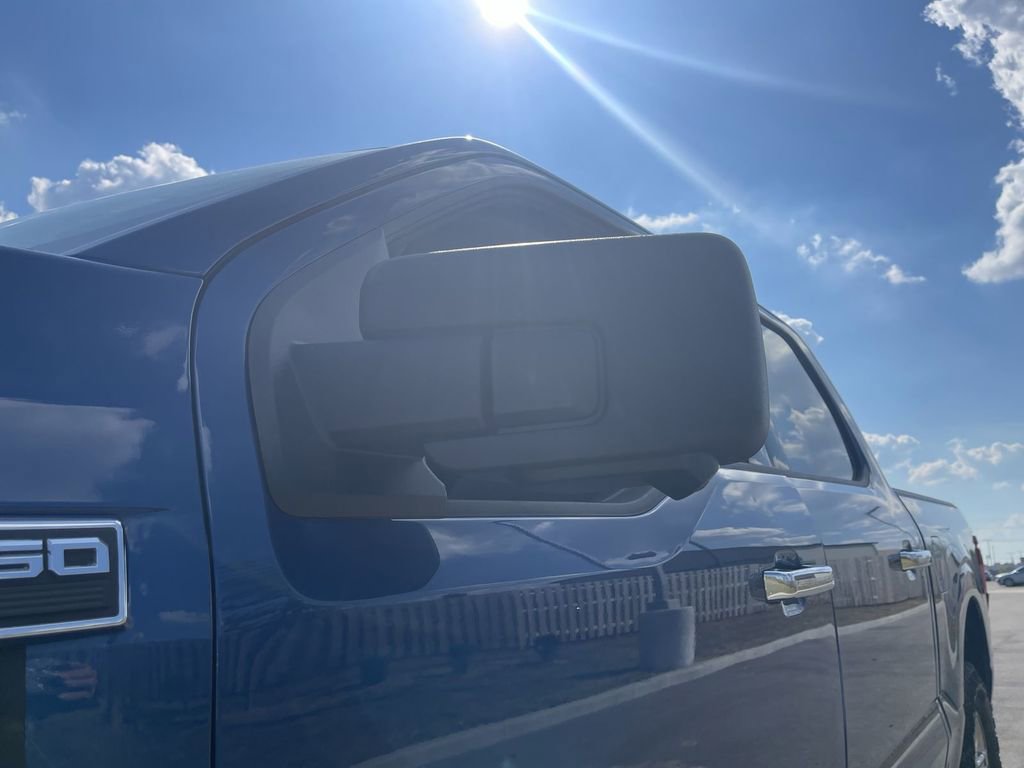 2024 Ford F-150 XLT photo 2