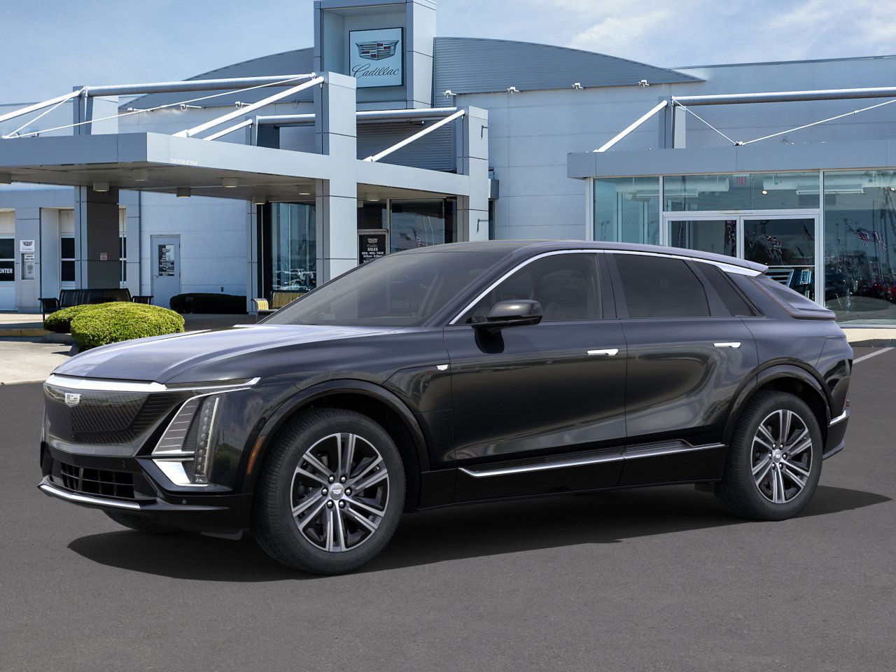 2025 Cadillac Lyriq Luxury photo 2