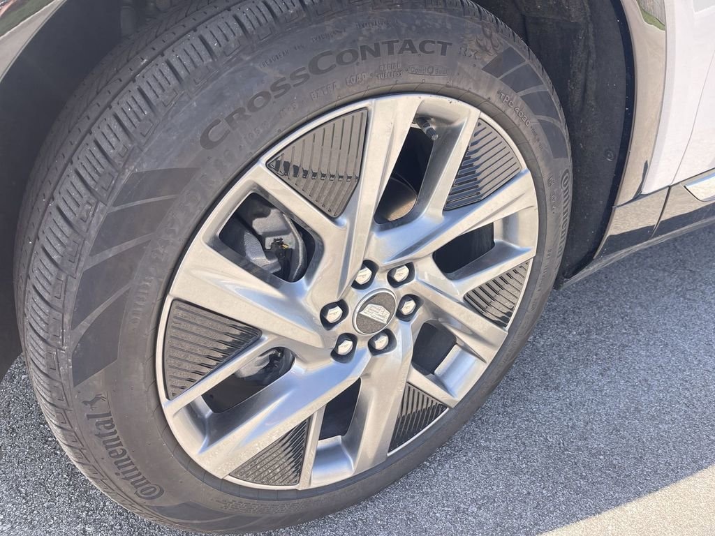 Certified 2025 CADILLAC OPTIQ Luxury 2 SUV