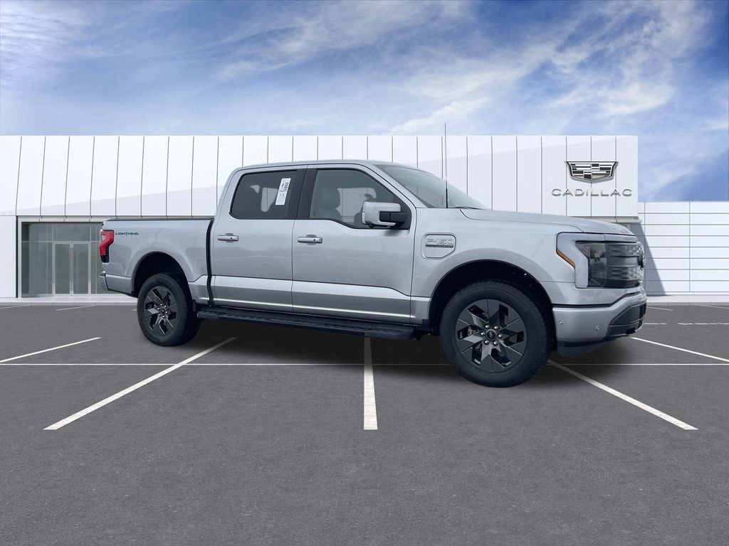 Used 2022 Ford F-150 Lightning Lariat with VIN 1FTVW1EL8NWG14781 for sale in Greenwood, IN