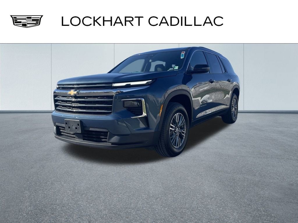 Used 2025 Chevrolet Traverse LT SUV