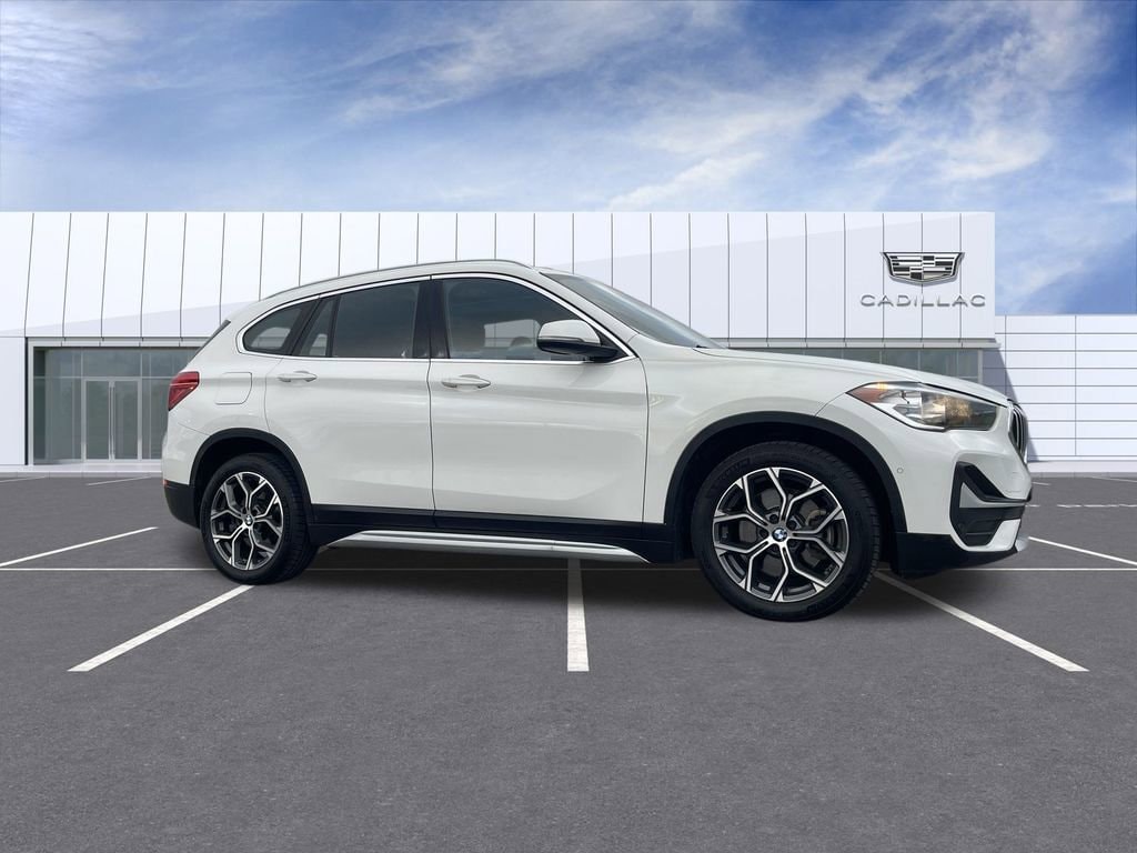 2021 BMW X1 28i's photo