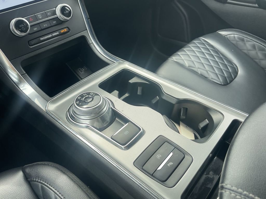 2024 Ford Edge Titanium - Photo 30