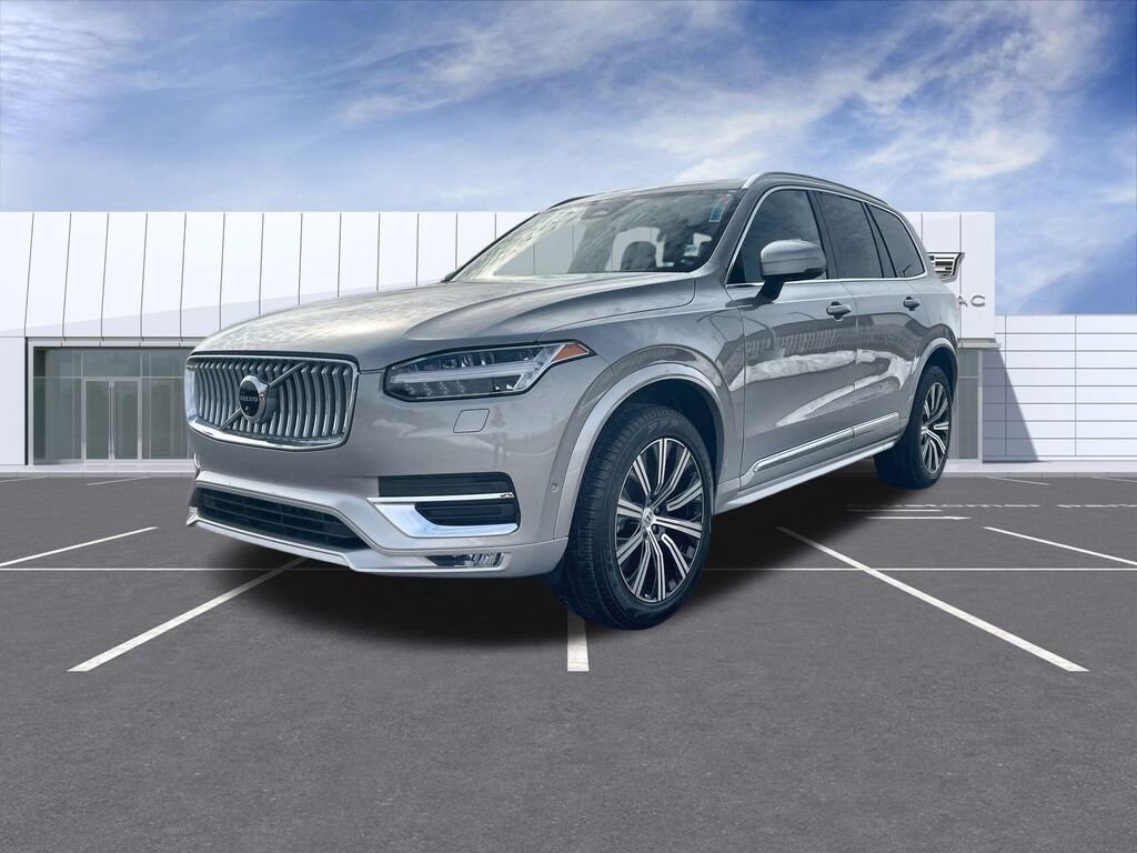Used 2025 Volvo XC90 Plus