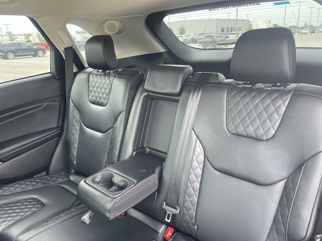 2024 Ford Edge Titanium - Photo 33