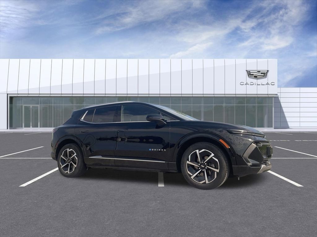 2024 Chevrolet Equinox EV 2LT AWD's photo