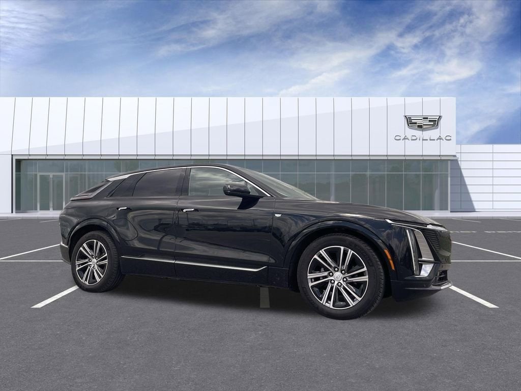 2024 Cadillac Lyriq Luxury 2 AWD's photo