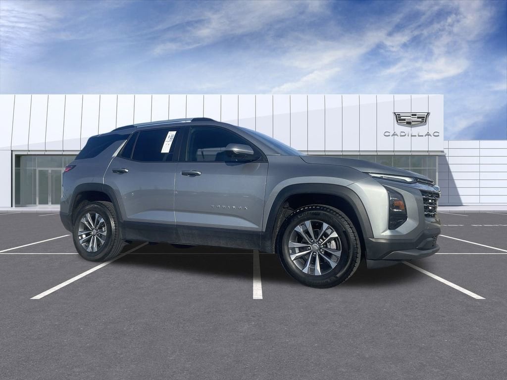 2025 Chevrolet Equinox LT's photo