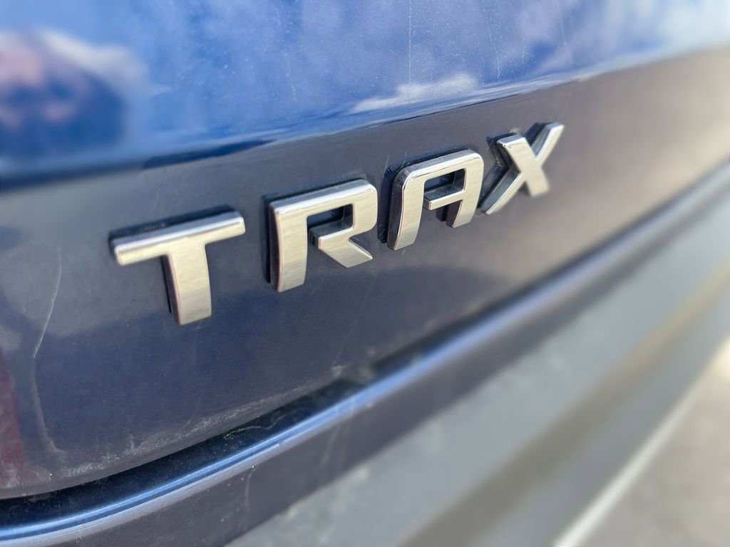 2024 Chevrolet Trax LT photo 4
