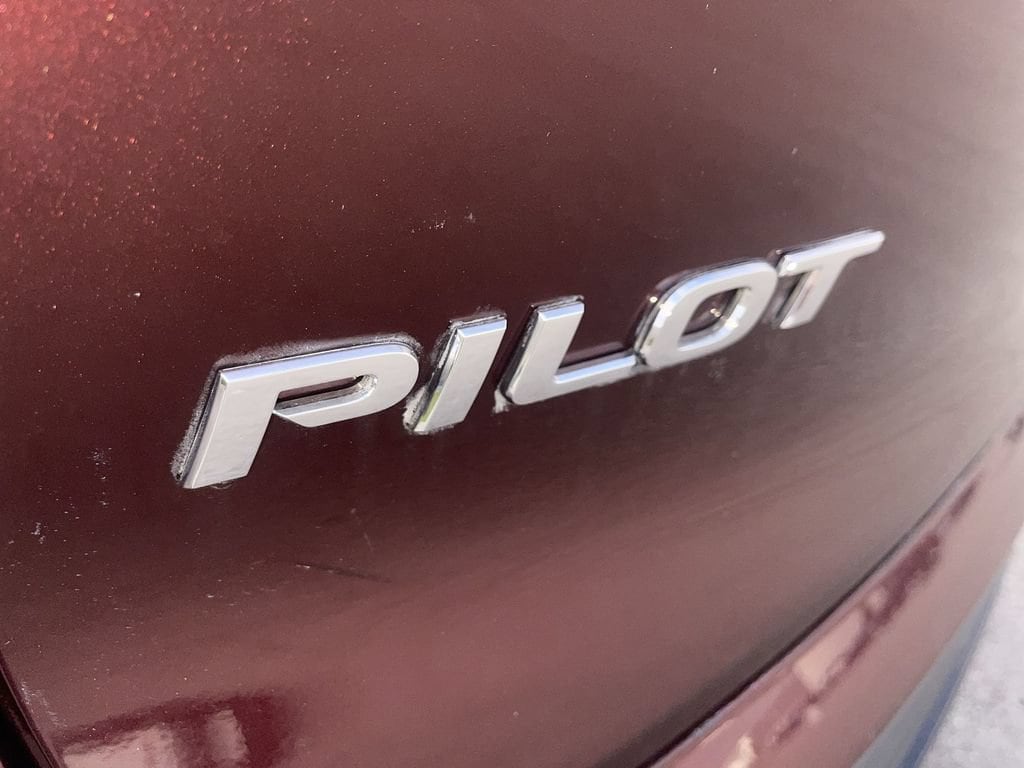 Used 2022 Honda Pilot AWD Special Edition SUV