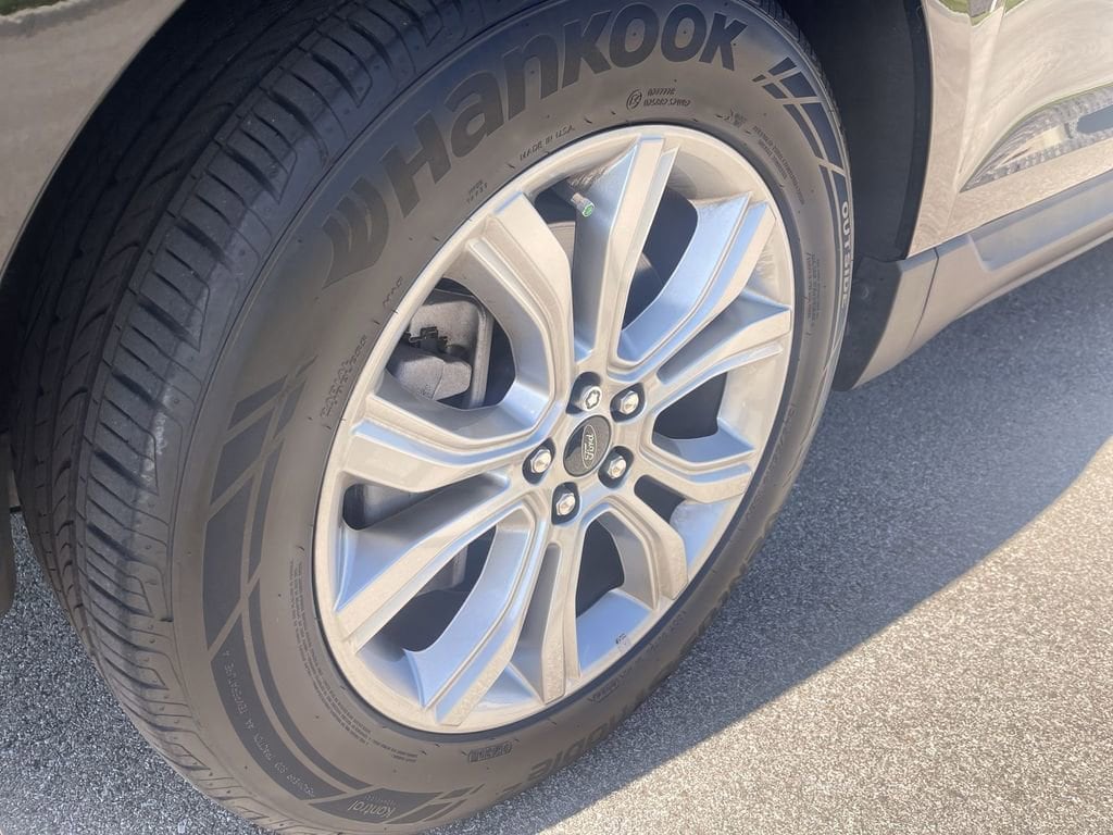 2024 Ford Edge Titanium - Photo 10