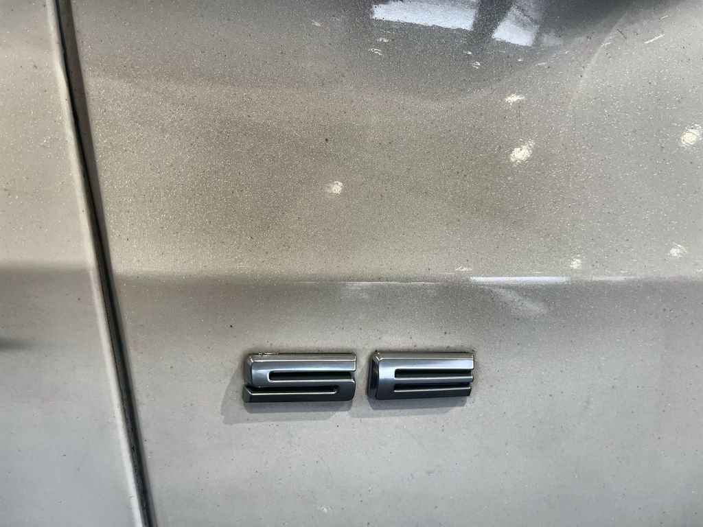 2020 Ford Escape SE photo 3