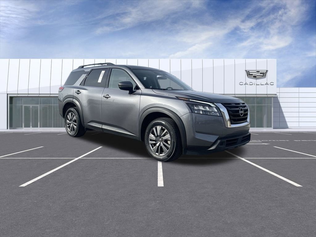 Used 2025 Nissan Pathfinder SV
