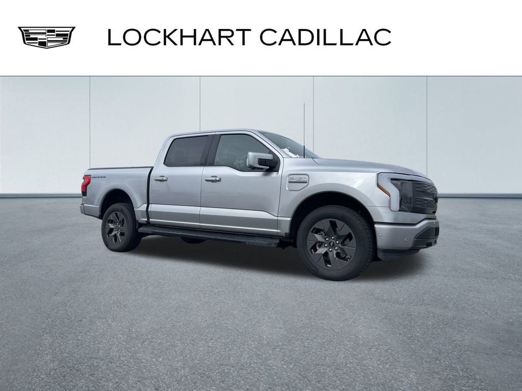 2022 Ford F-150 Lightning Lariat's photo