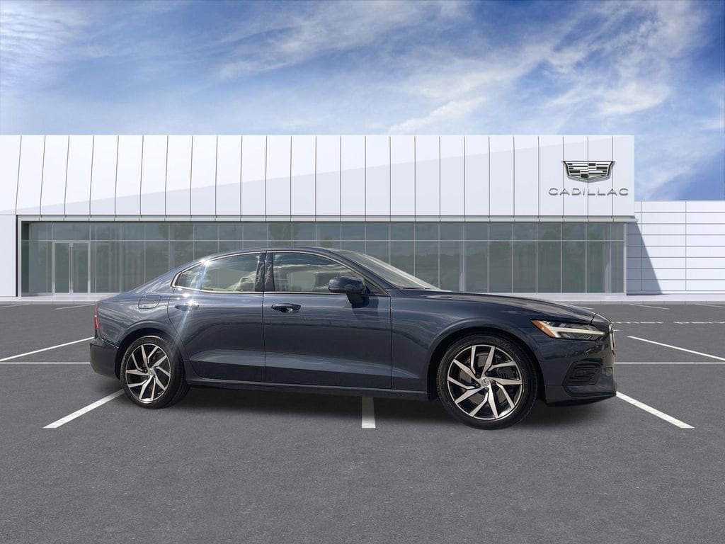 2019 Volvo S60 Momentum