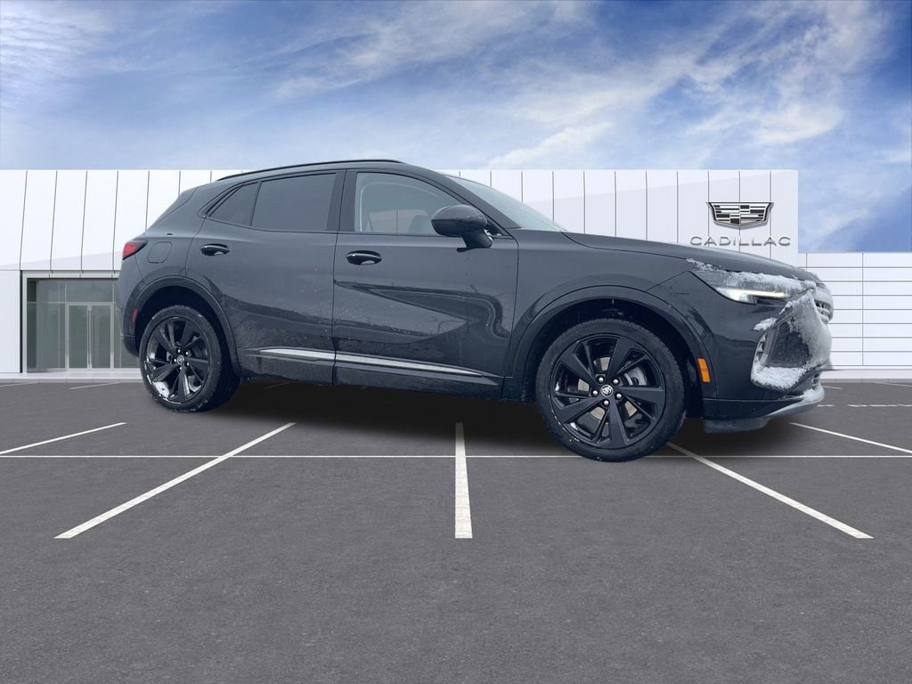 2023 Buick Envision Preferred's photo