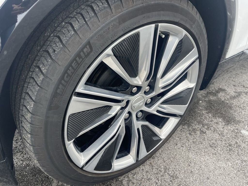 Certified 2024 CADILLAC Lyriq Luxury 3 SUV