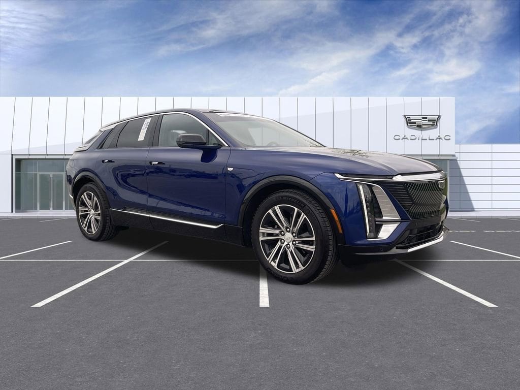 Used 2024 Cadillac LYRIQ Luxury 2 with VIN 1GYKPRRL7RZ116711 for sale in Greenwood, IN