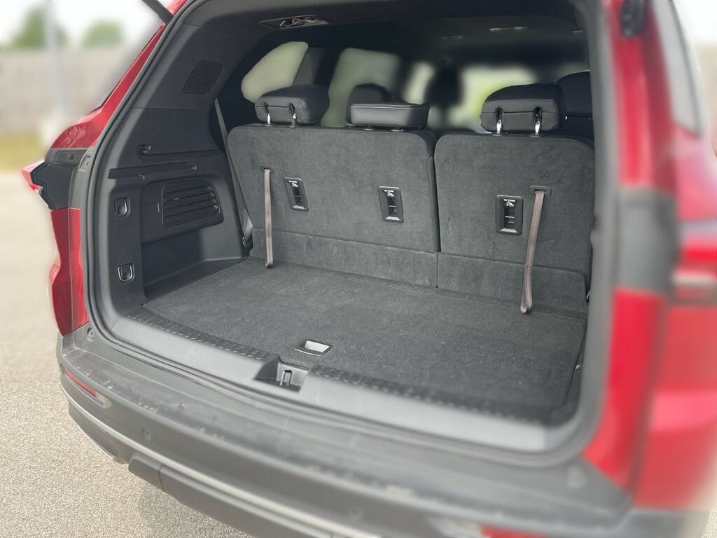 Used 2025 Buick Enclave Preferred SUV