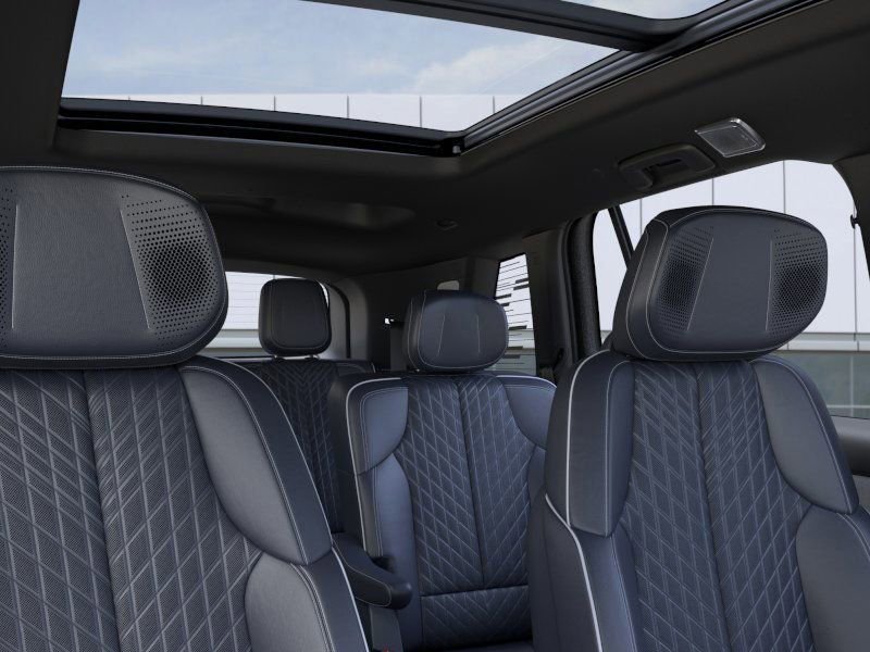 2026 Cadillac VISTIQ Premium Luxury - Photo 25