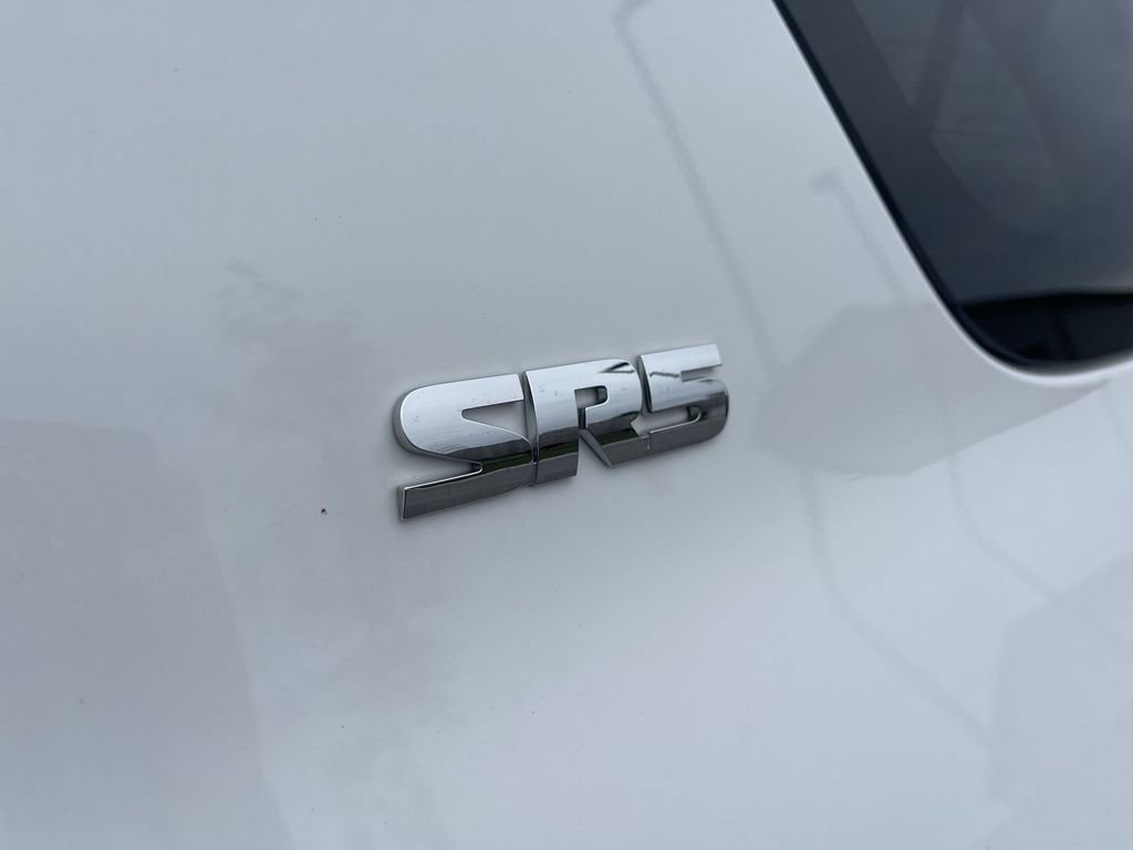 2024 Toyota 4Runner SR5 photo 4