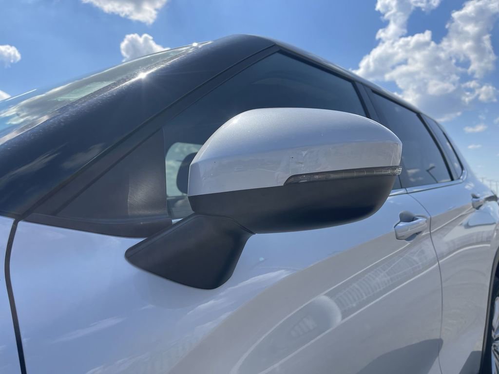 2024 Mitsubishi Outlander ES 2.5 S-AWC photo 3