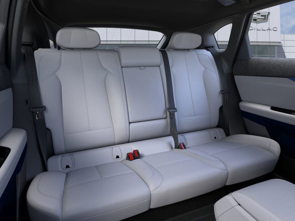 2025 Cadillac OPTIQ Sport 1 - Photo 17