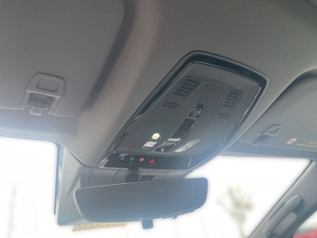 2027 Cadillac OPTIQ Luxury - Photo 27