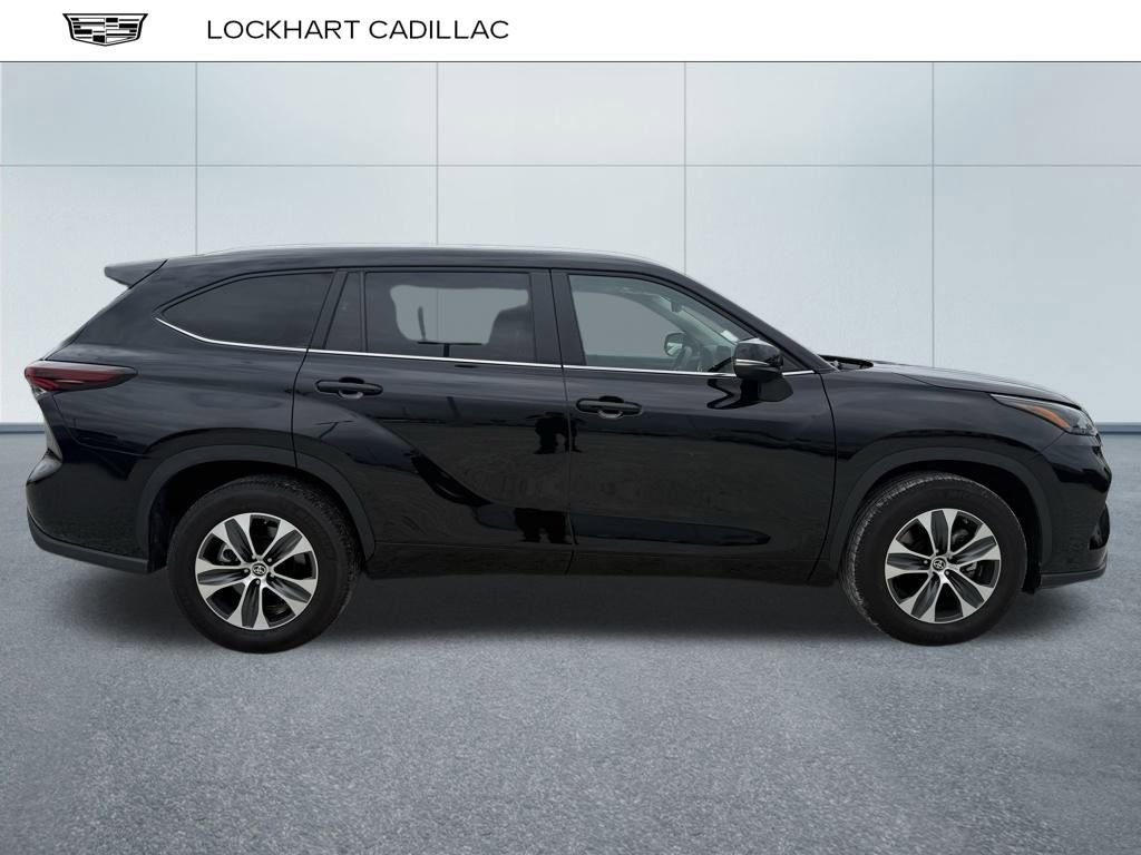 Used 2024 Toyota Highlander LE with VIN 5TDKDRAH0RS540335 for sale in Fishers, IN