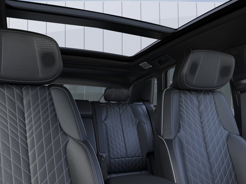2027 Cadillac LYRIQ Signature Luxury - Photo 24