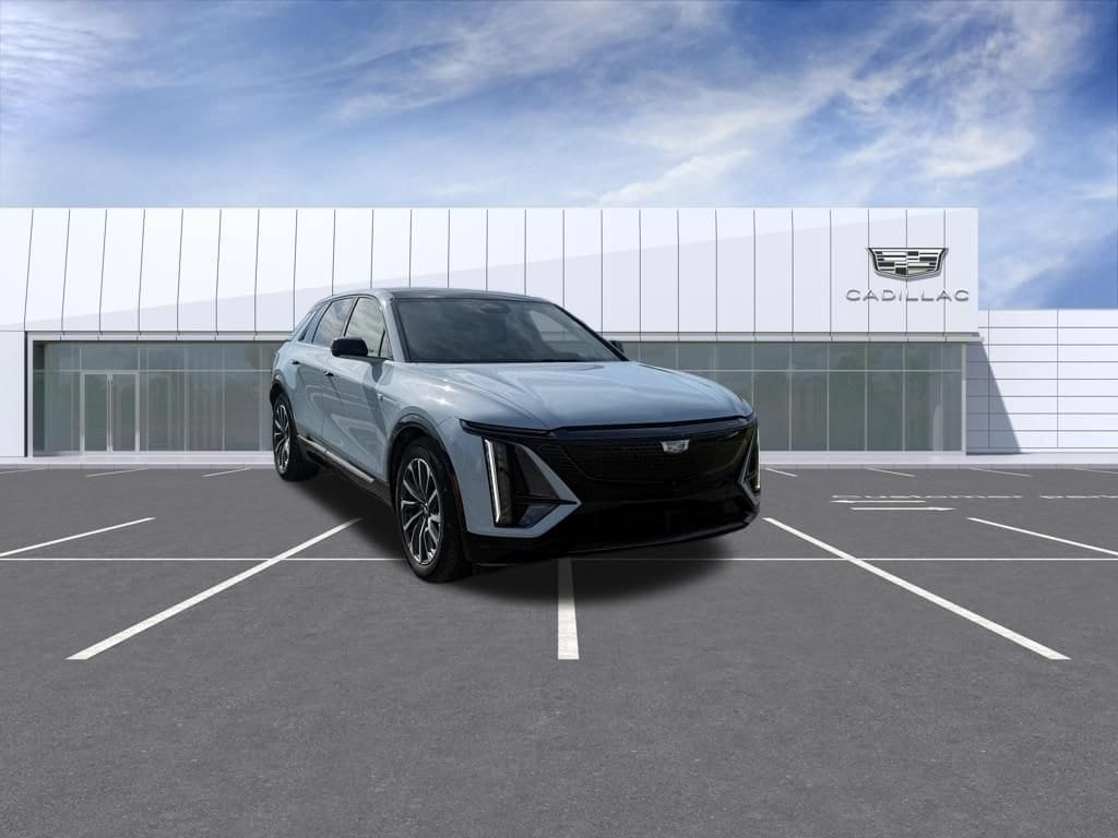 2024 Cadillac LYRIQ Sport 2