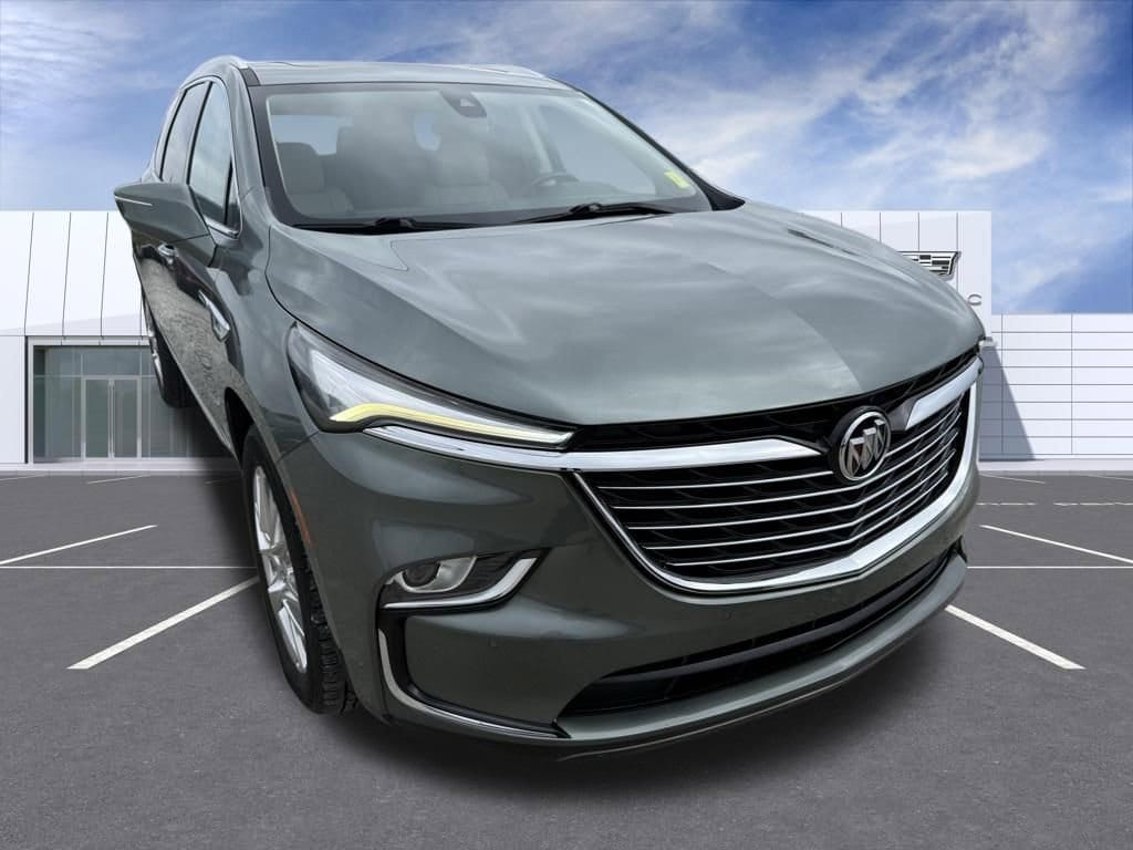 2023 Buick Enclave Essence