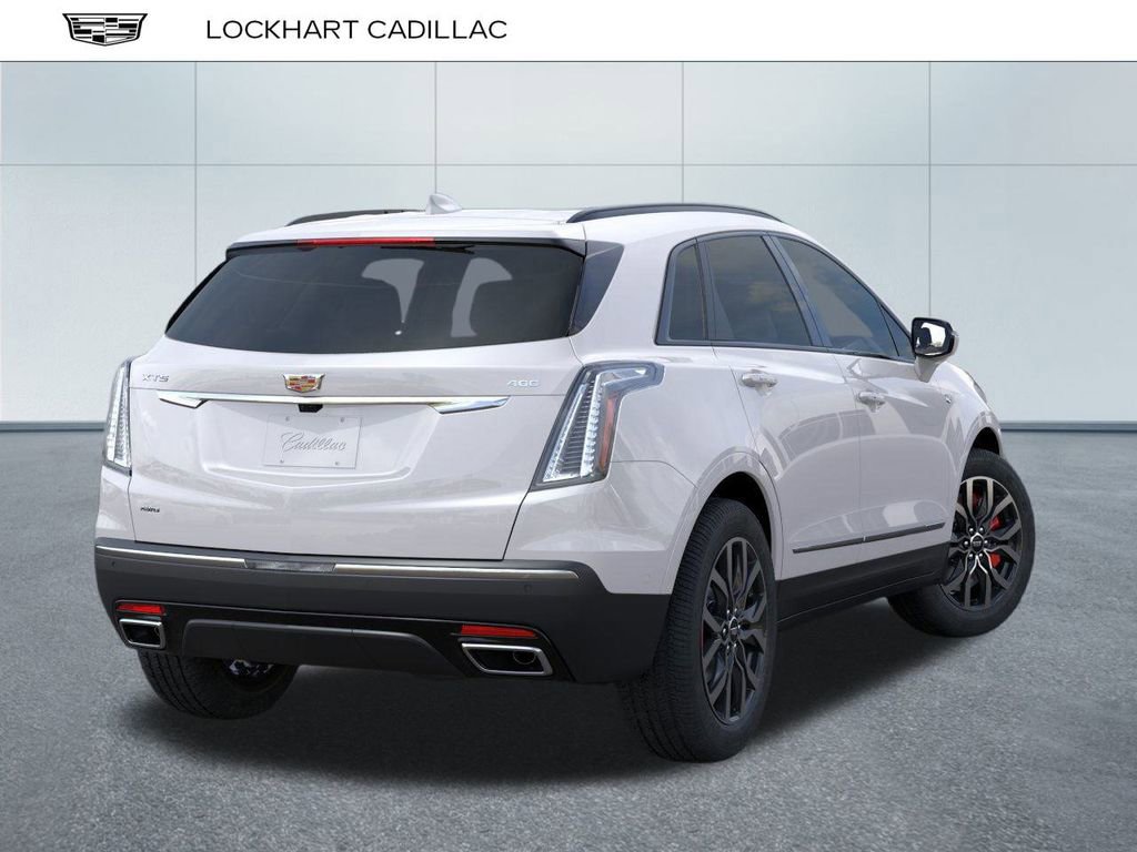2025 Cadillac XT5 Sport photo 4