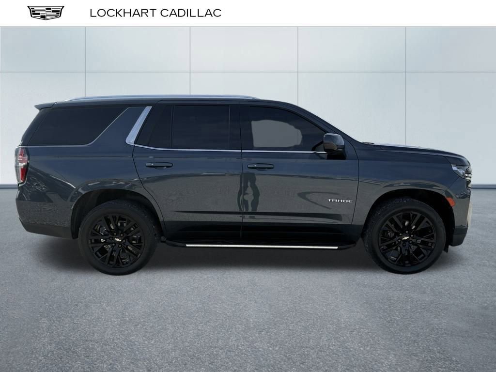 2021 Chevrolet Tahoe LT photo 2