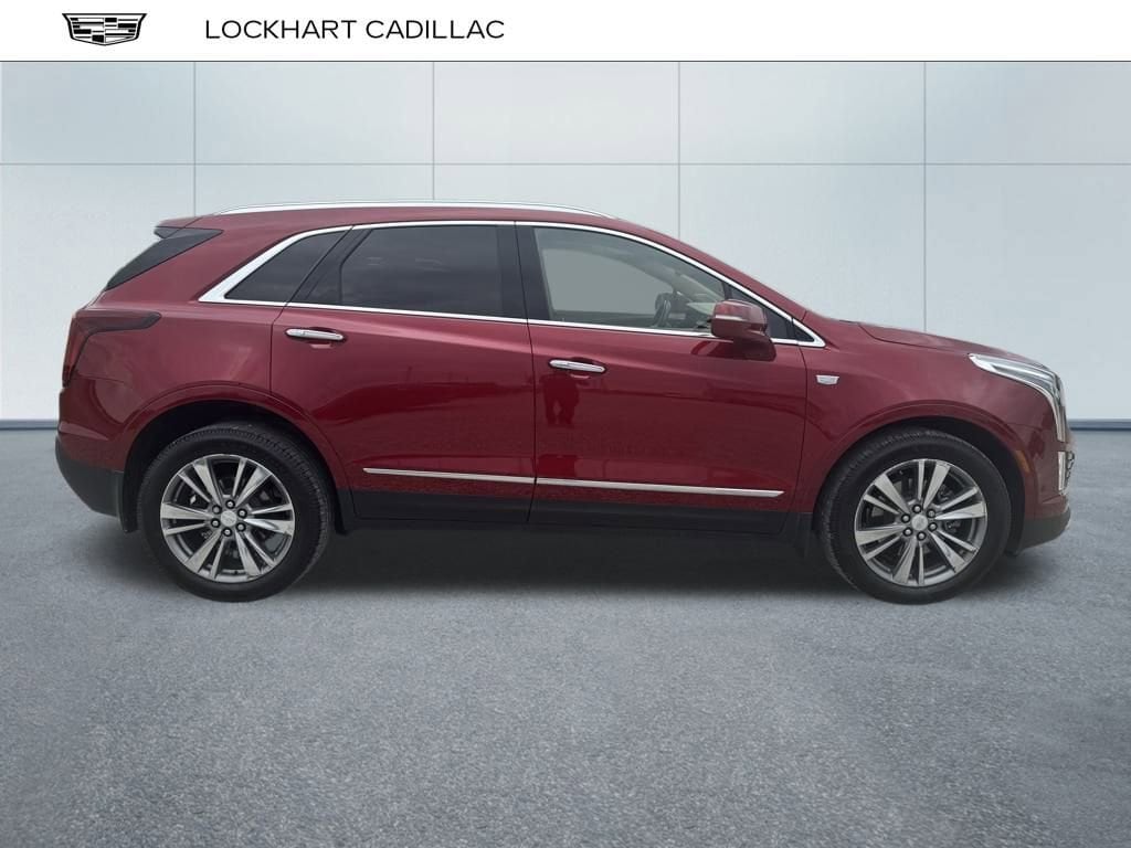 Used 2020 Cadillac XT5 Premium Luxury with VIN 1GYKNFRS2LZ197524 for sale in Fishers, IN