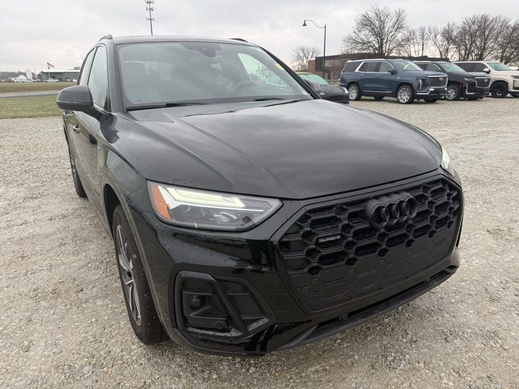 2024 Audi Q5 Premium's photo