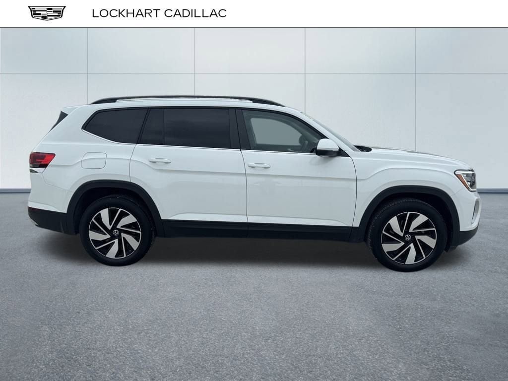 Used 2024 Volkswagen Atlas SE w/Tech with VIN 1V2WR2CA6RC536753 for sale in Fishers, IN