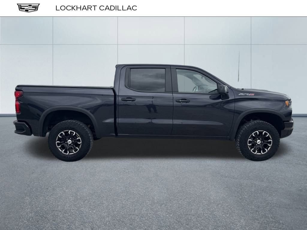 Used 2022 Chevrolet Silverado 1500 ZR2 with VIN 3GCUDHEL6NG679475 for sale in Fishers, IN