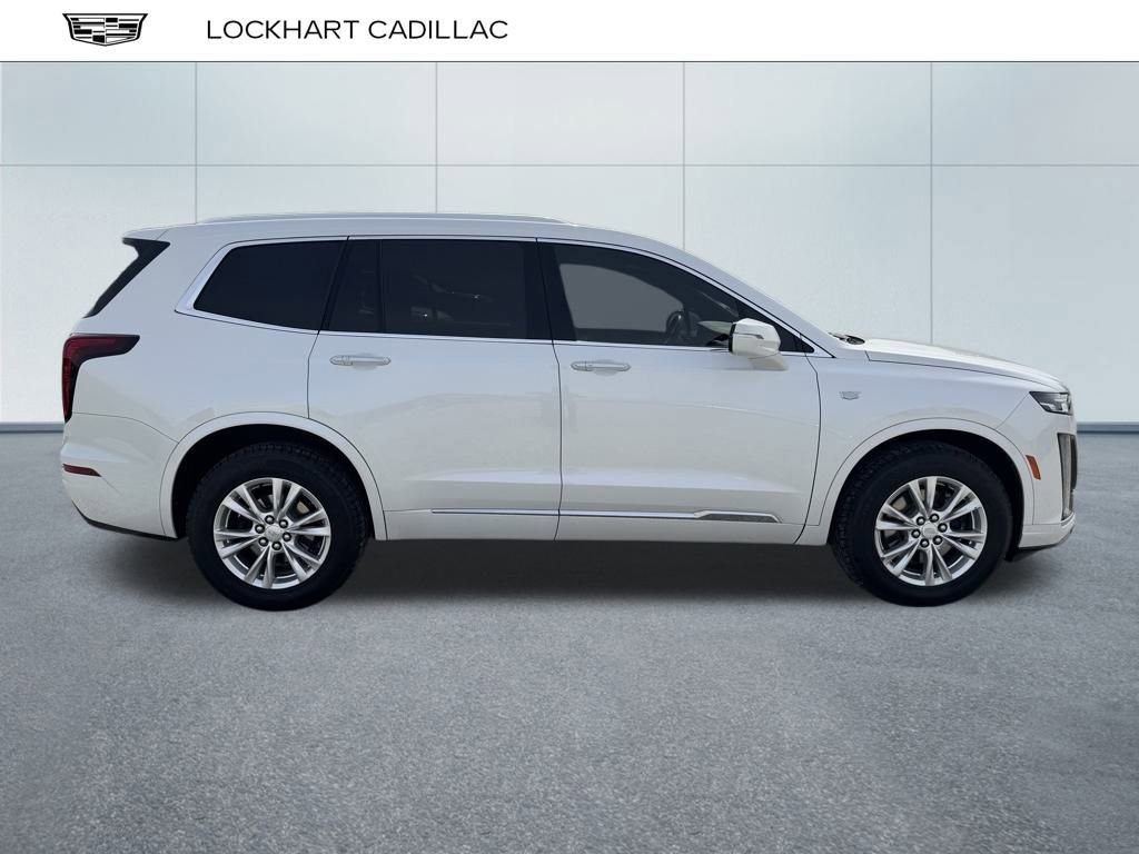 2023 Cadillac XT6 Luxury photo 2