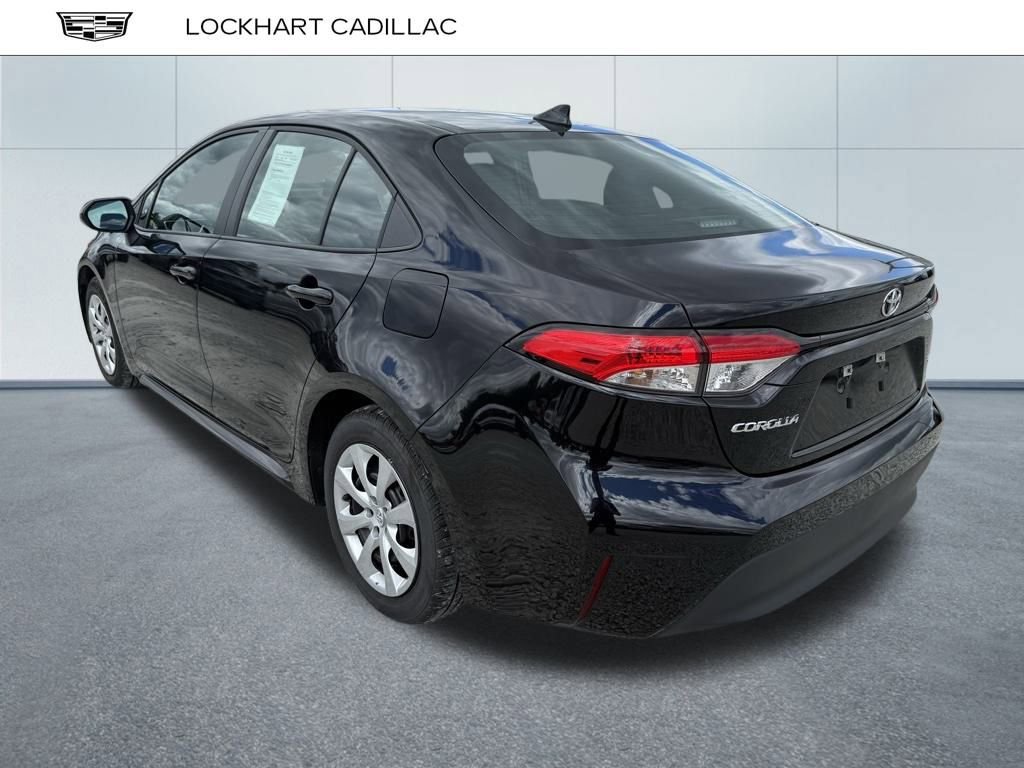 2023 Toyota Corolla LE photo 4