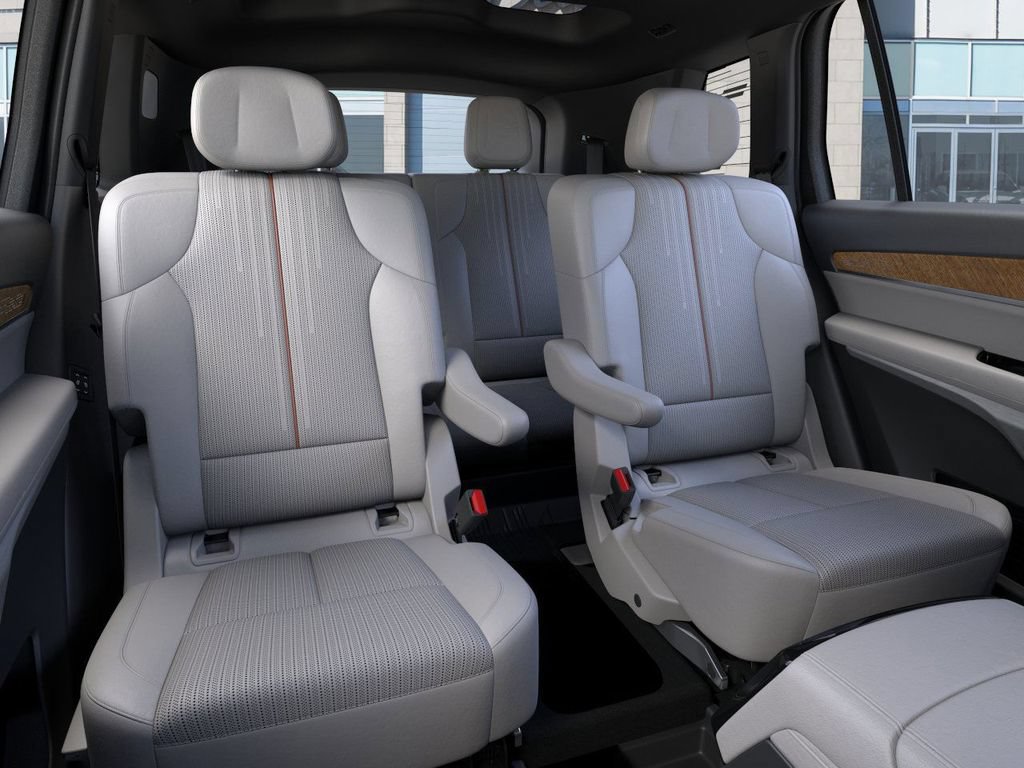 2026 Cadillac VISTIQ Luxury - Photo 17