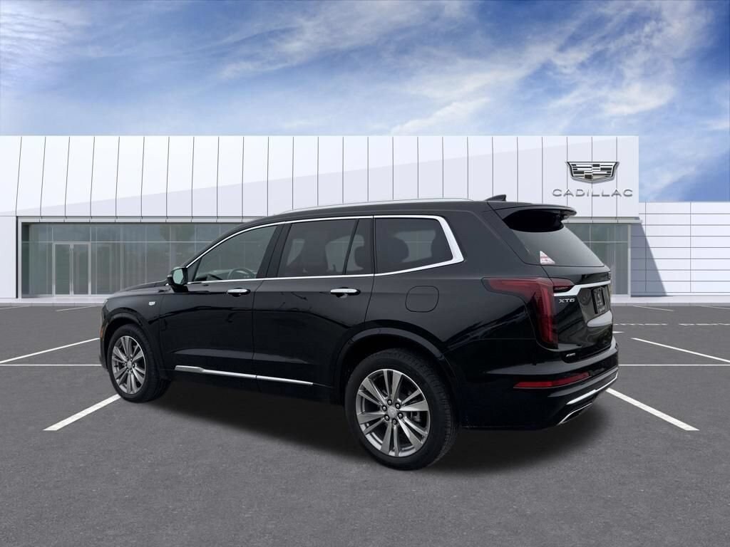 Used 2024 CADILLAC XT6 Premium Luxury SUV