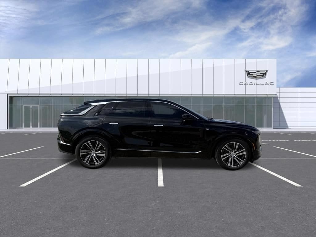 Used 2024 Cadillac LYRIQ Luxury 2 with VIN 1GYKPRRL4RZ126922 for sale in Fishers, IN
