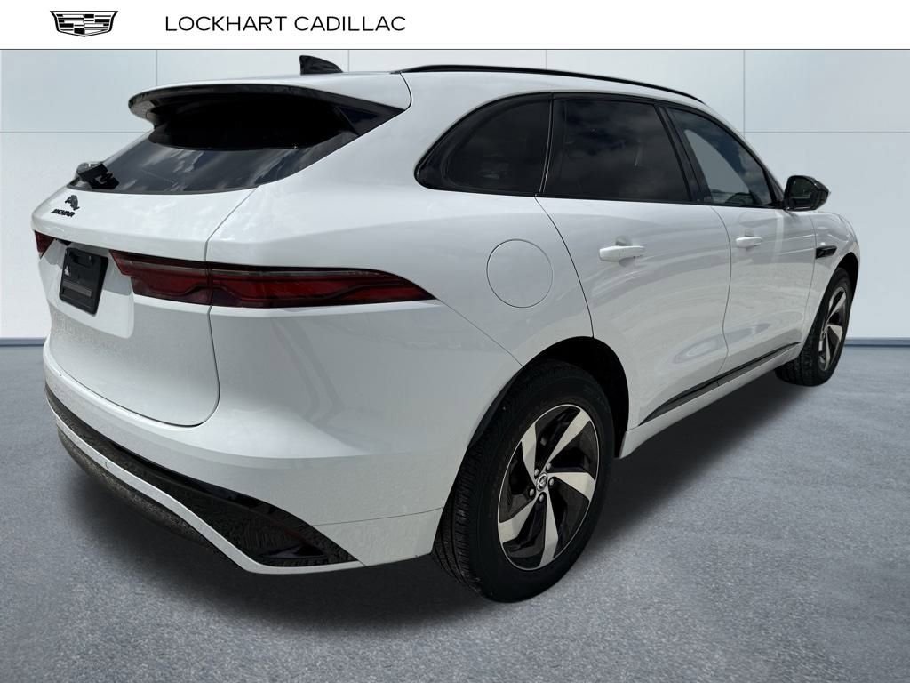 2024 Jaguar F-PACE P250 R-Dynamic S photo 3