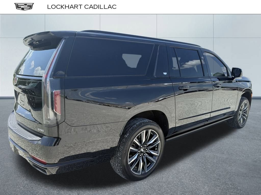2023 Cadillac Escalade ESV Sport photo 3