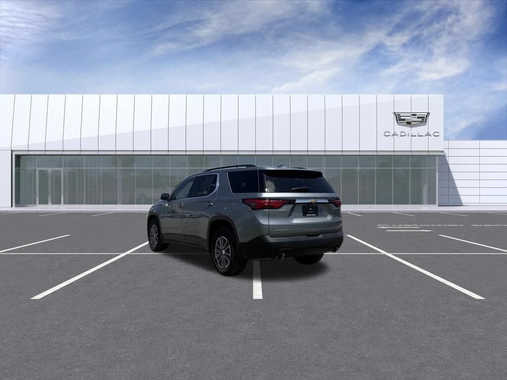 Used 2023 Chevrolet Traverse LT Cloth SUV