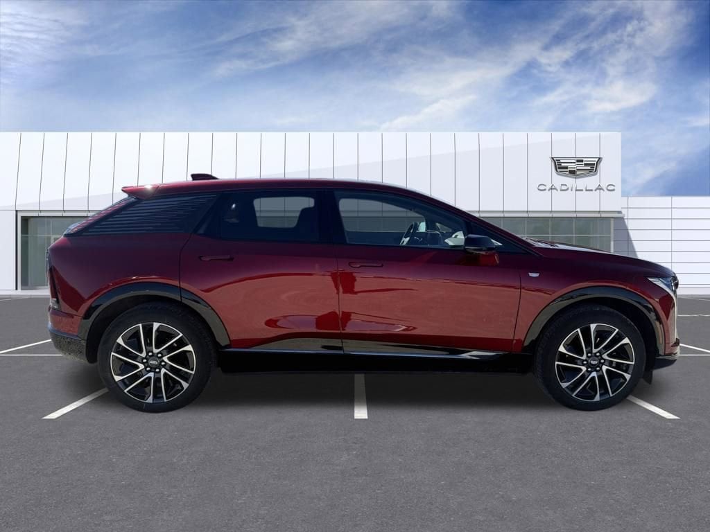 Used 2025 Cadillac OPTIQ Sport 2 with VIN 3GYK3GMRXSS142959 for sale in Fishers, IN