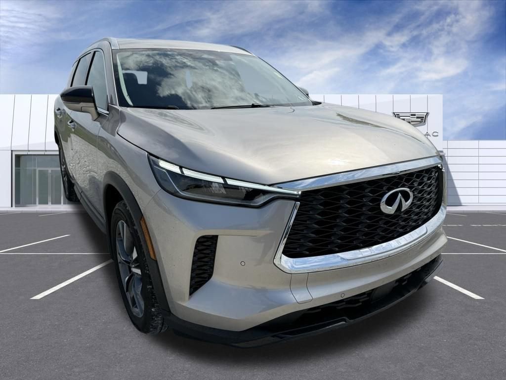 2025 INFINITI QX60 LUXE AWD's photo