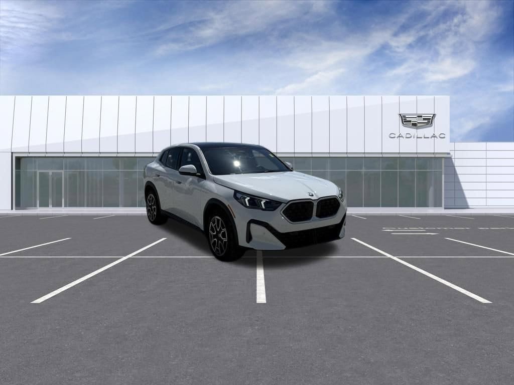 2025 BMW X2 xDrive28i's photo