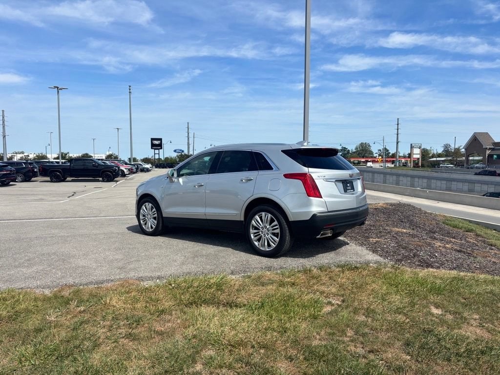 Used 2019 CADILLAC XT5 Premium Luxury FWD SUV